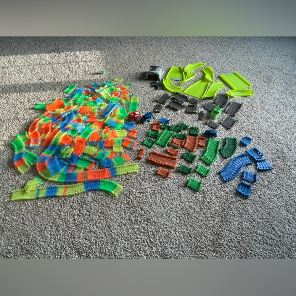 Magic Tracks Lot, Assorted, Like New